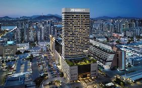 โรงแรมเจดับบลิว แมริออท โซล